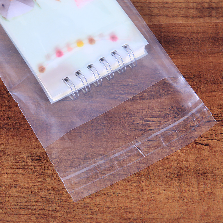 Transparent and resealable plastic bag PE self-adhesive bag Packaging shirt, clothes and product self sealing bag