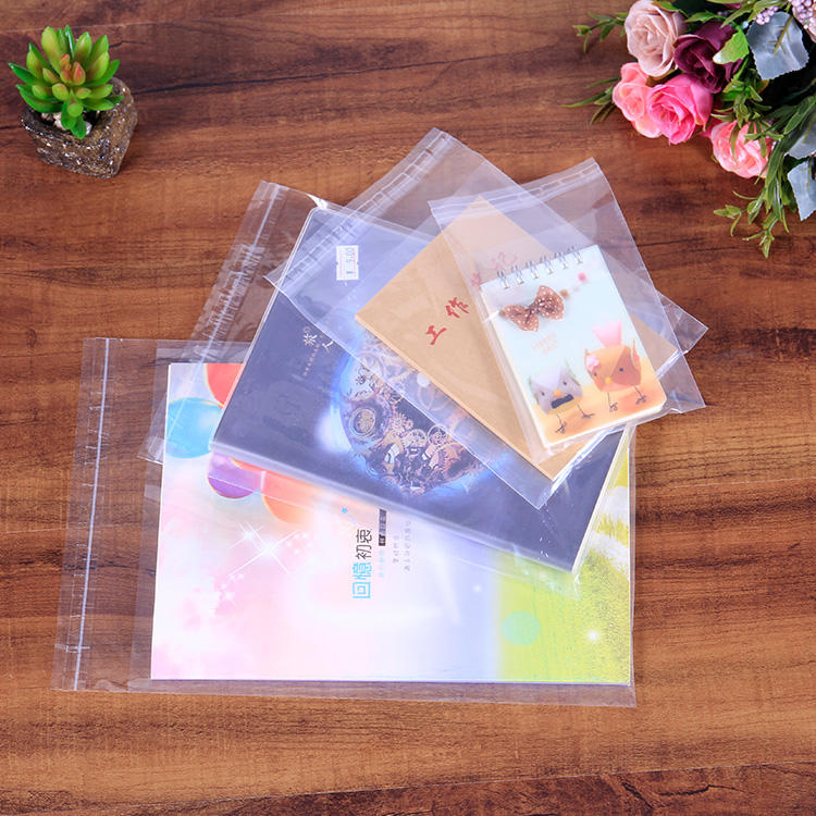 Transparent and resealable plastic bag PE self-adhesive bag Packaging shirt, clothes and product self sealing bag